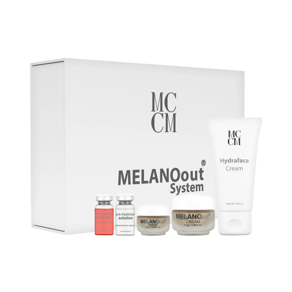 MELANO OUT SYSTEM PACK (Conçu pour réduire et éliminer les taches d'origine mélanique sur le visage, le cou et le décolleté)
