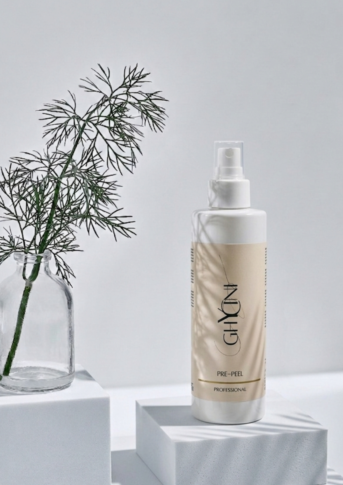Application spray pré-peel Ghycini avant protocole peeling