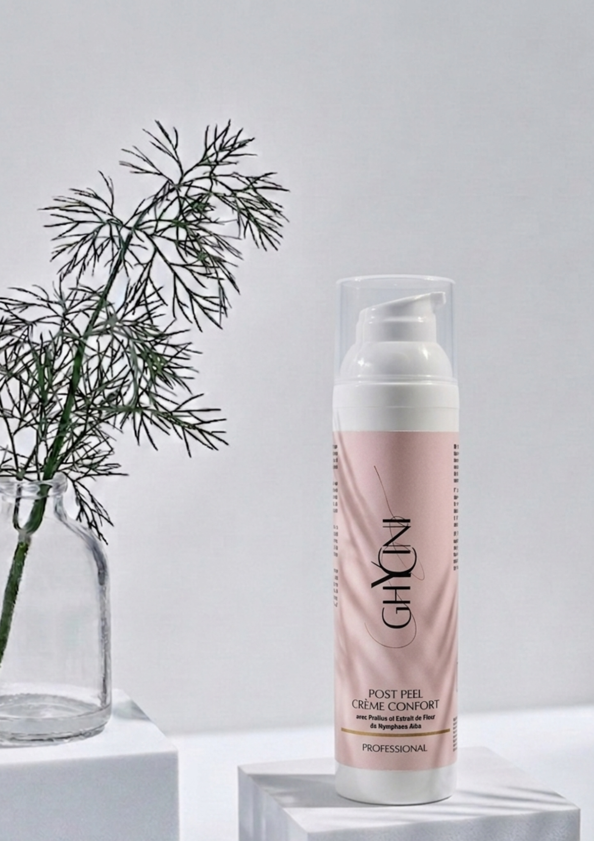Application crème confort post-peeling Ghycini